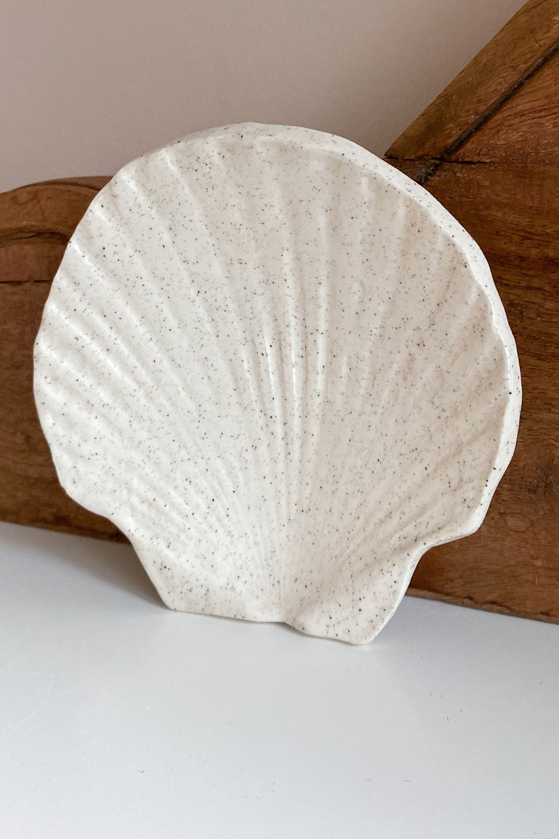 02 Scallop Shell Dish large