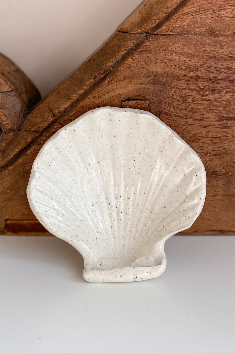 01 Scallop Shell Dish Small