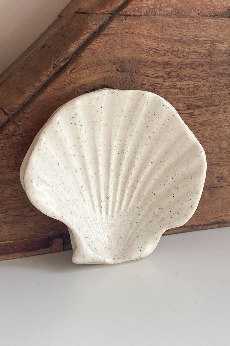 04 Scallop Shell Dish Small