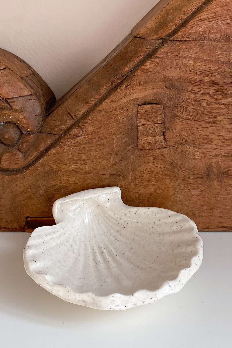 01 Scallop Shell Dish Small