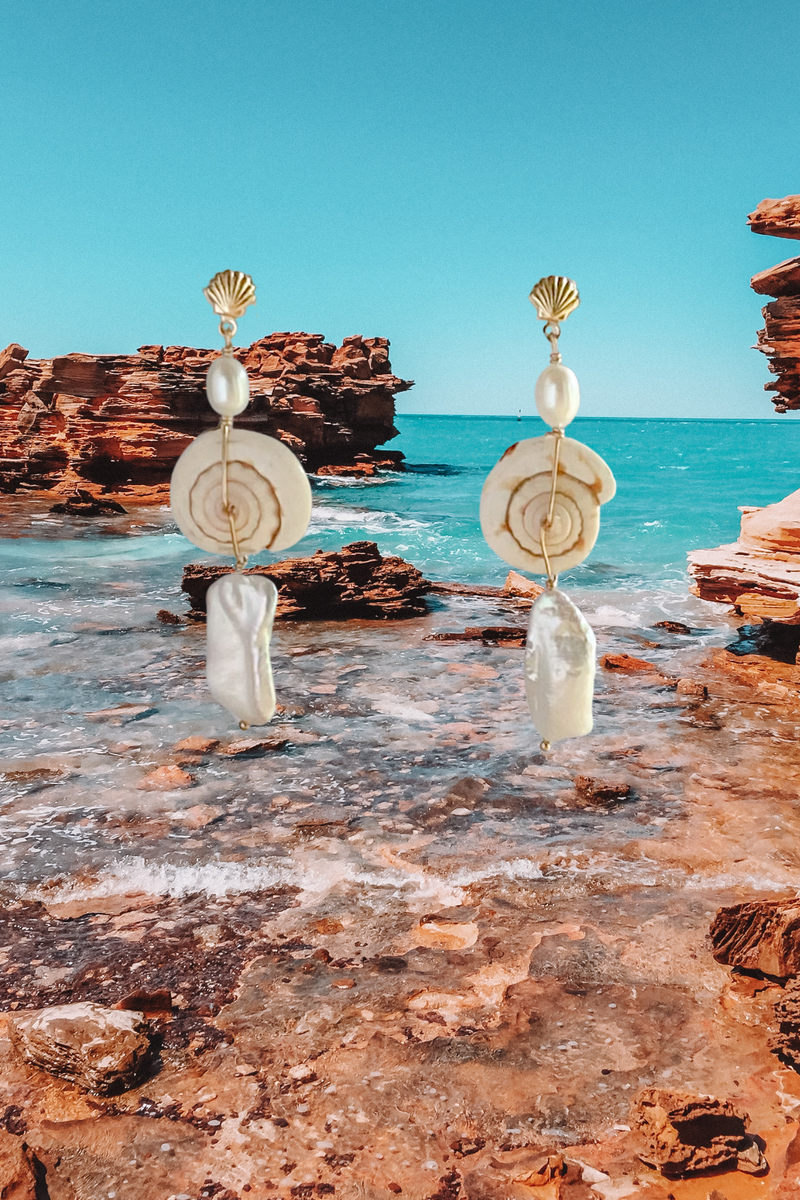 Spiral Shell Scallop and Pearl Earrings - GOLD FILL